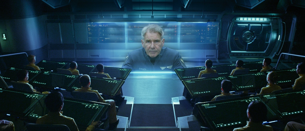 Harrison Ford henvender seg til romkadettene