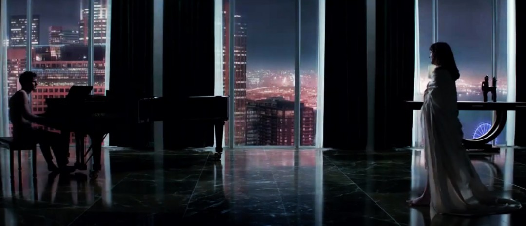 Mindre erotikk og mer storbyforelskelse i fersk trailer til Fifty Shades of Grey